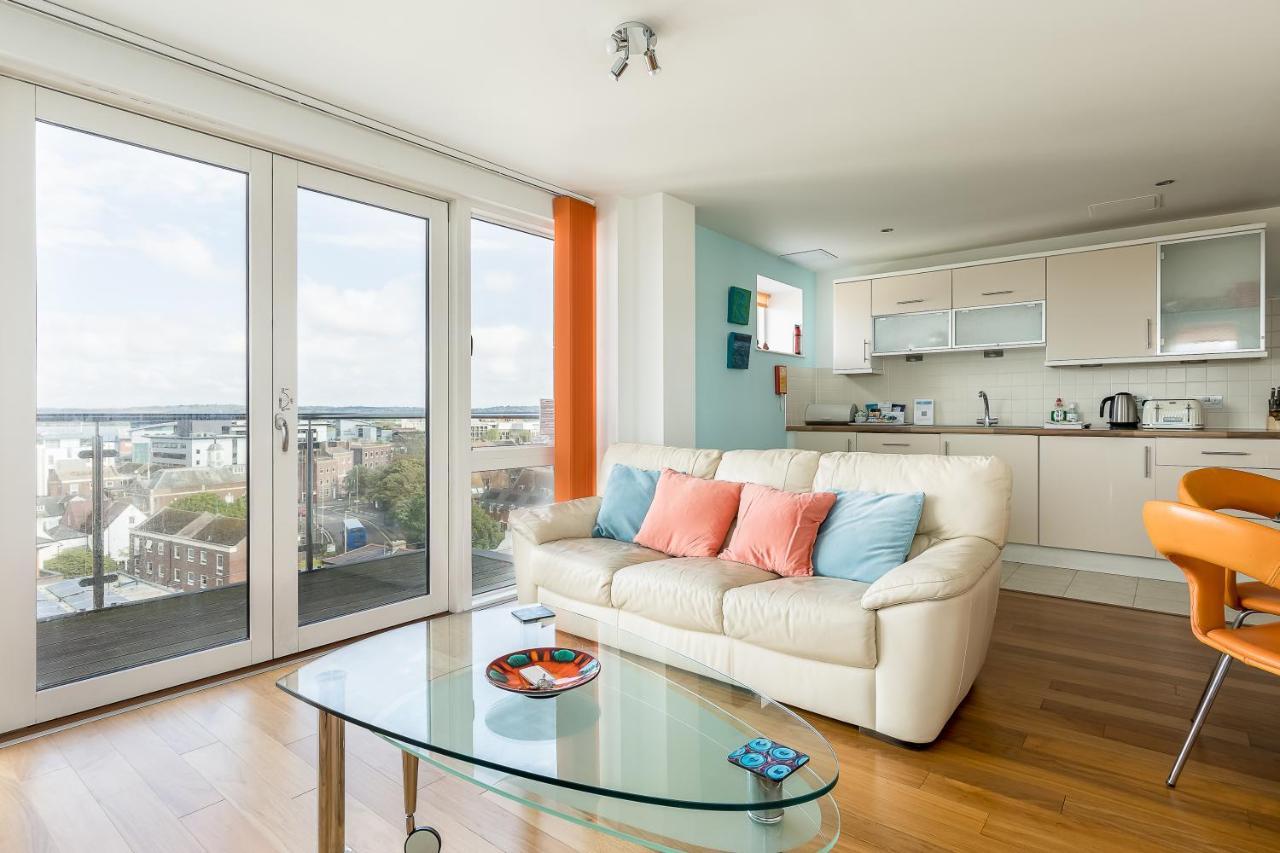 Ocean Escape Villa Poole Luaran gambar
